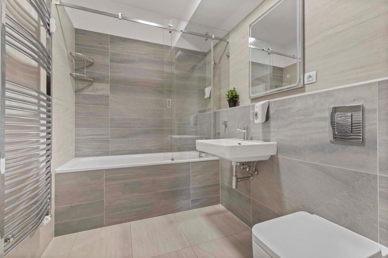 Lam Premiere - Ac - Awesome View In Bratislava Apartment Exterior photo